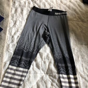 Nike pro leggings